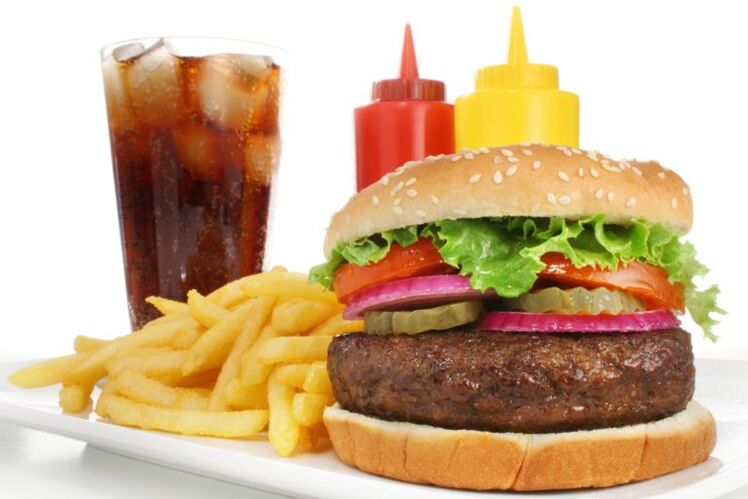 يجب تجنب الأطعمة الدهنية والمقلية عند فقدان الوزن