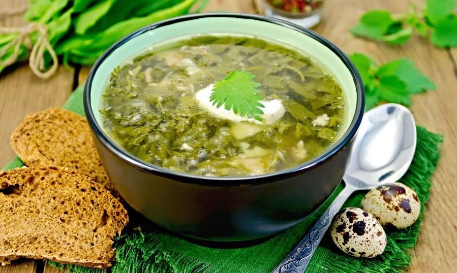 حساء أخضر لنظام غذائي كسول